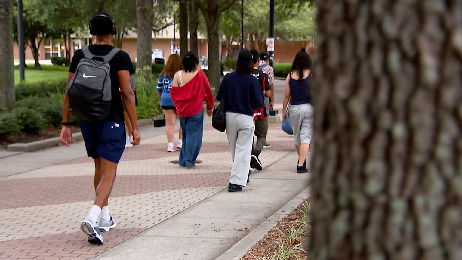 Source-provided image accompanying Spectrum News reports Florida proposal would require AI policies at all 28 state colleges