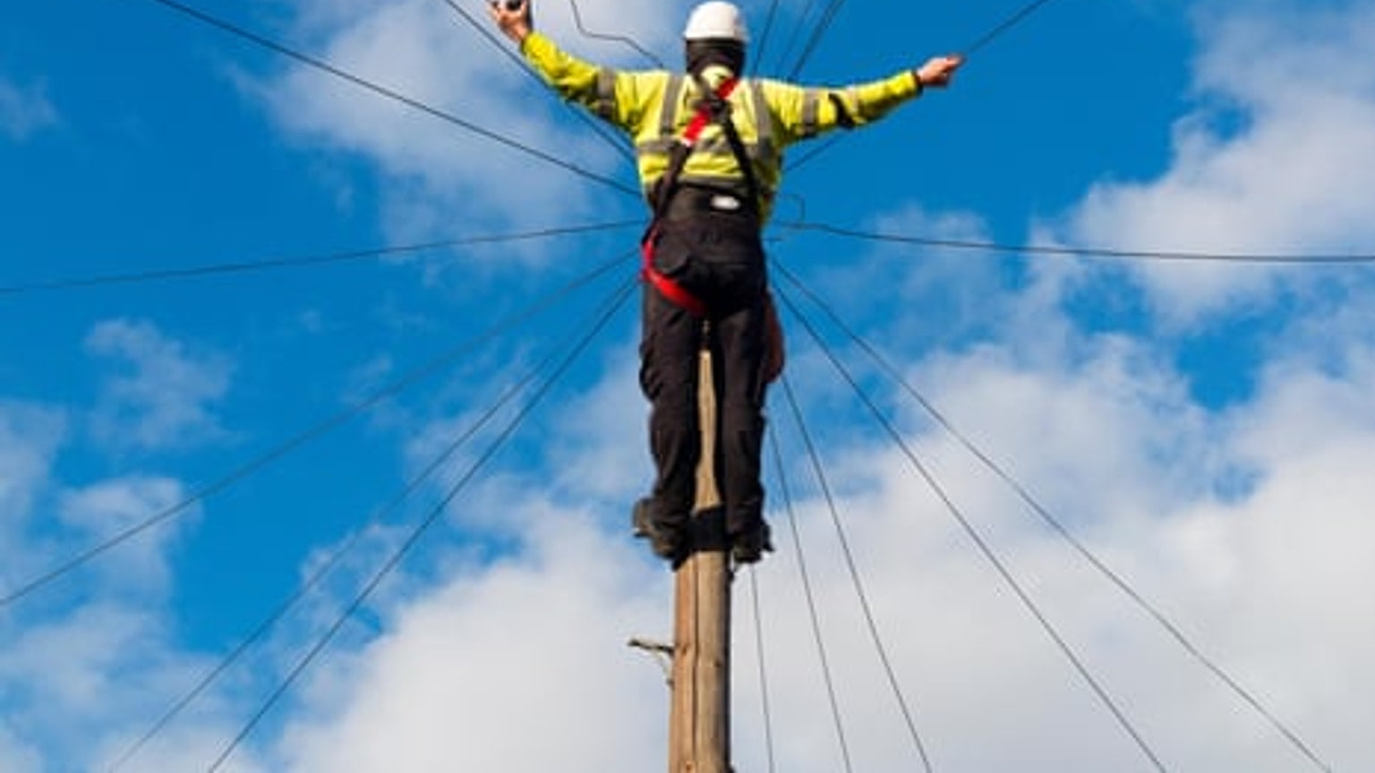 Primary-source image accompanying The Guardian reports UK telecom upgrades risk leaving the country behind in AI